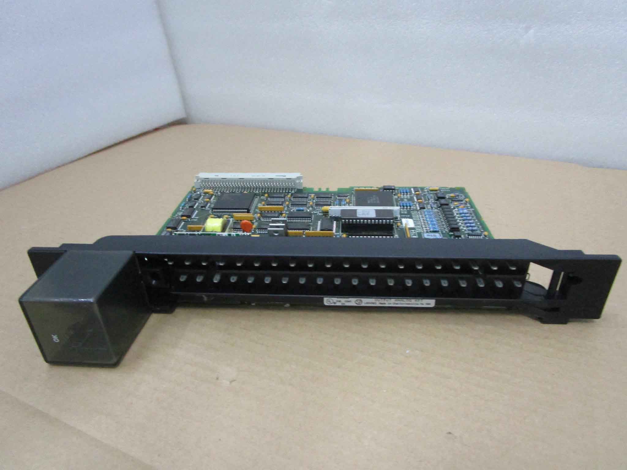 IC697MDL240