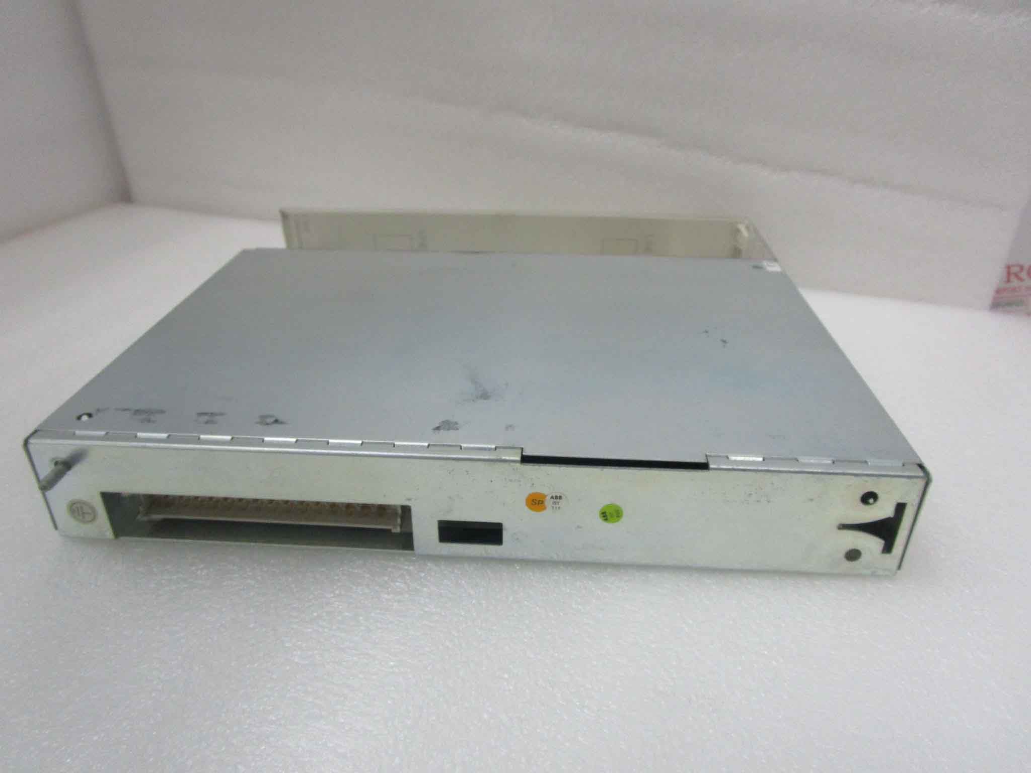 3BHB007211R0105