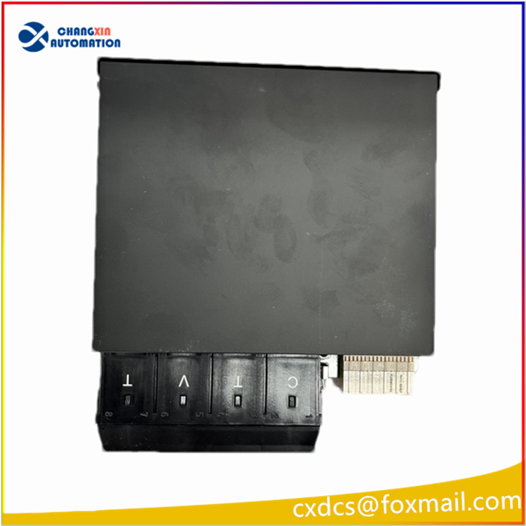 GE UR9VM 通用电气（GE）生产的一款多功能工业控制器模块